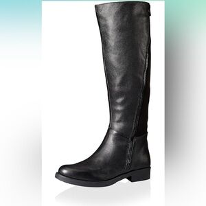Women’s size 8 Leather Kenneth Cole knee high boots.